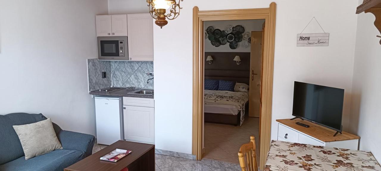 Apartamento Rózsa Apartman Zalakaros Exterior foto
